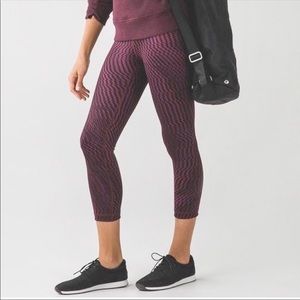 Lululemon full luon crop capris size 4